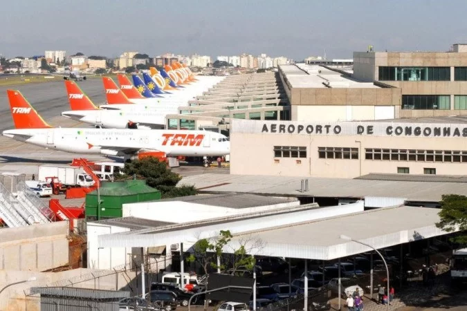 Leilão garante investimentos de R$ 7,3 bilhões em aeroportos