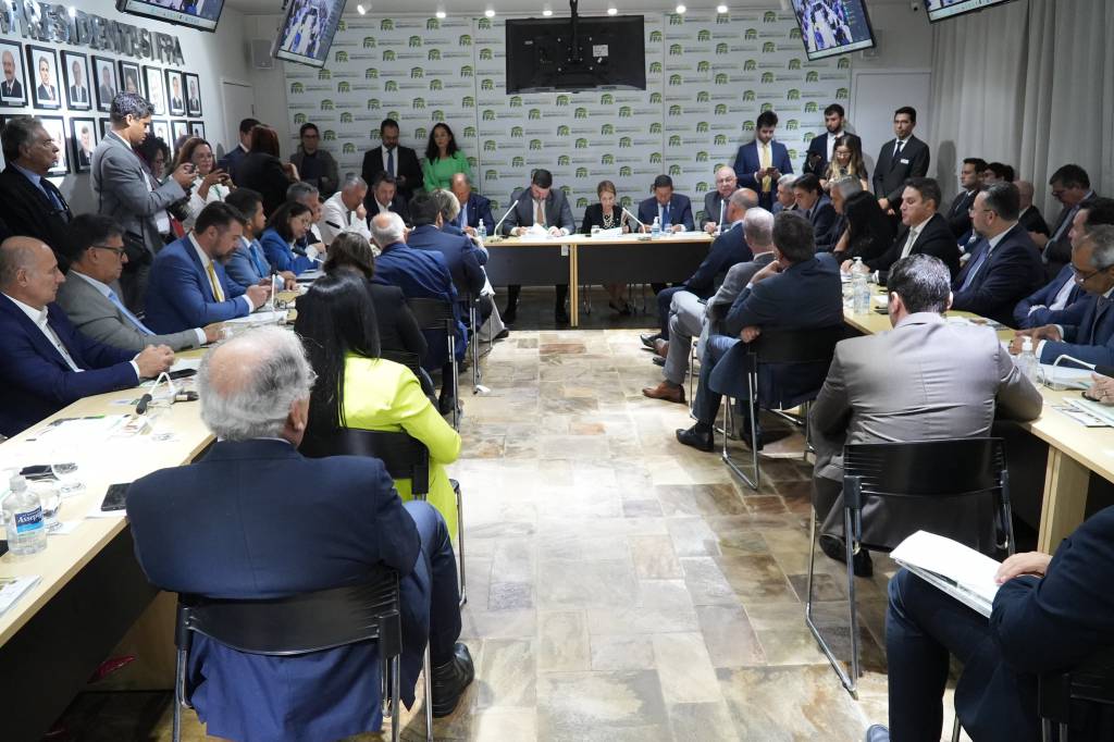 Frente Parlamentar reage contra mudanças no Mapa