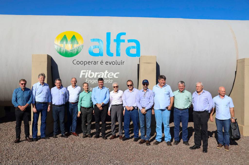 Cooperalfa inaugura unidade que deve produzir 500 leitões por dia
