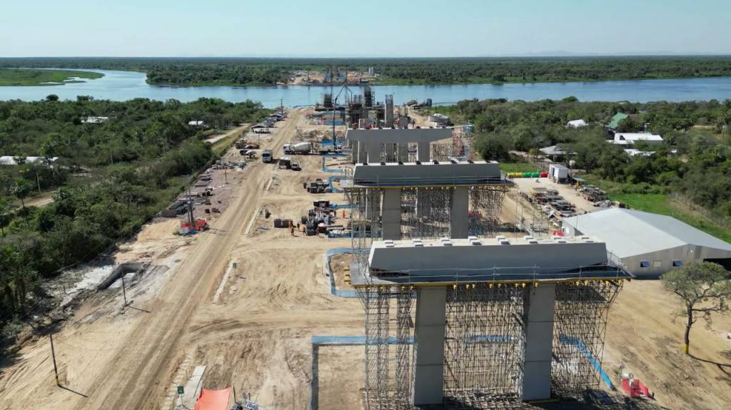 Ponte bioceânica avança com mais de 30% das obras concluídas