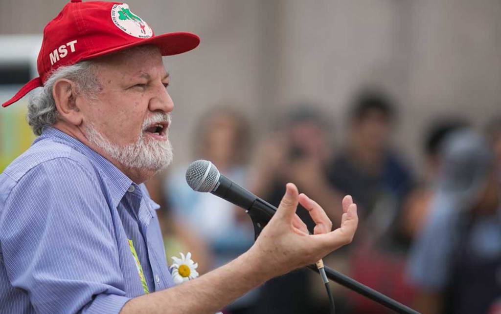 Stédile presta depoimento à CPI do MST nesta terça