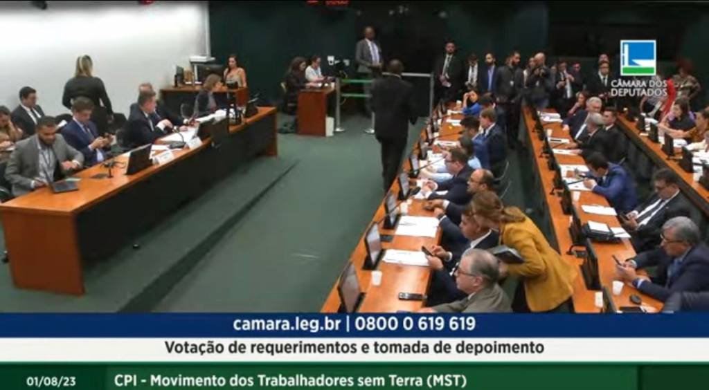 Ministro Rui Costa irá depor na CPI do MST