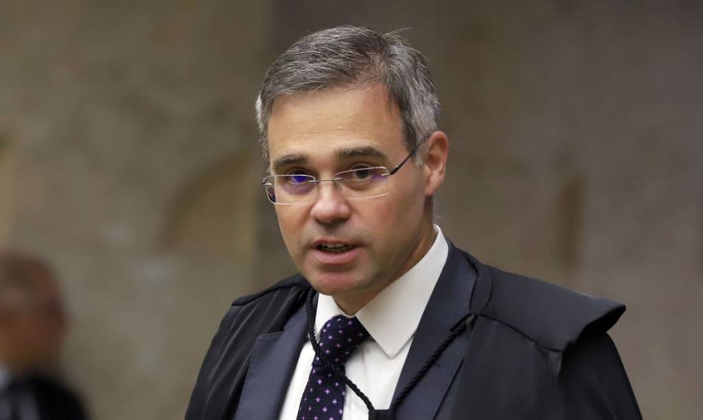 Mendonça vota por sua permanência no julgamento do marco de terras indígenas