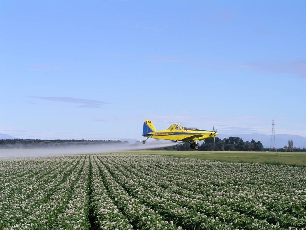 SRB e Faesp se pronunciam contra proposta que proíbe pulverização aérea agrícola em SP