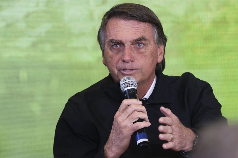 Bolsonaro vem a MS para entregar casas em residencial 