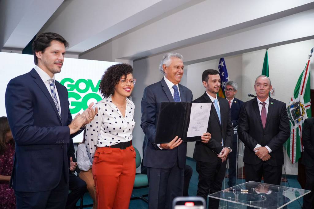 Governador de Goiás dá posse ao novo secretário de Agricultura, Pedro Rezende