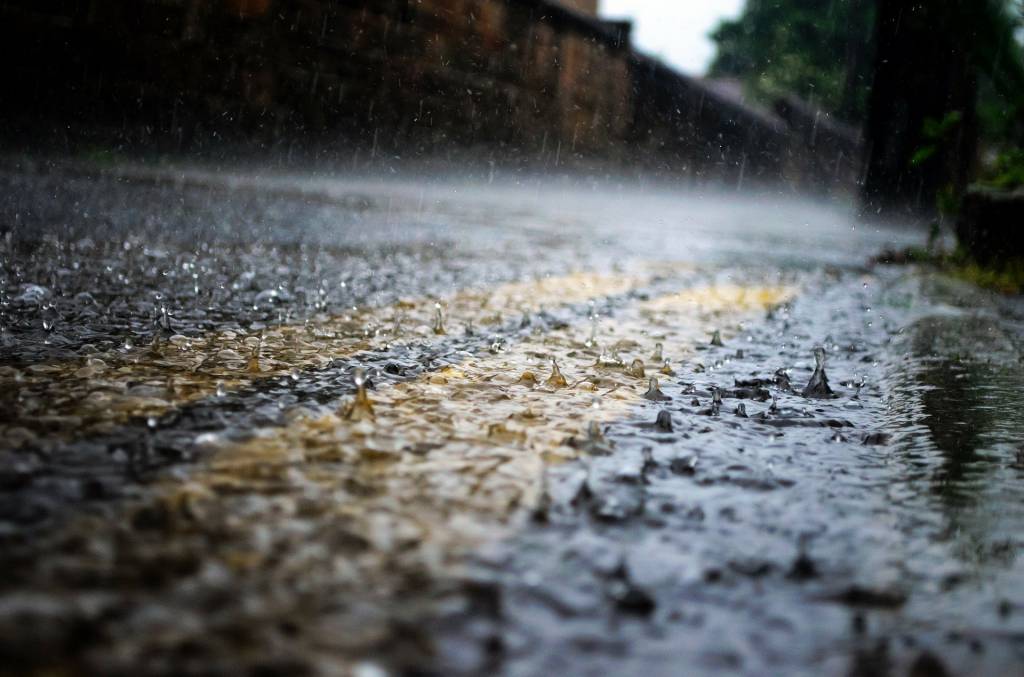 Quinta de chuva forte em quase todo país. Confira onde