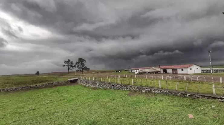 Quarta será chuvosa em áreas do Centro-Sul do país. Confira mais no AgroClima