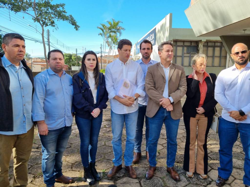 CPI faz primeira diligência em fazenda invadida de Rosana