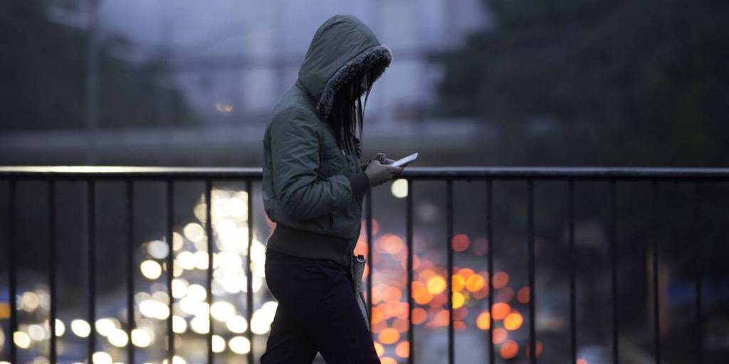 Frente fria provoca chuva intensa em áreas do Sudeste