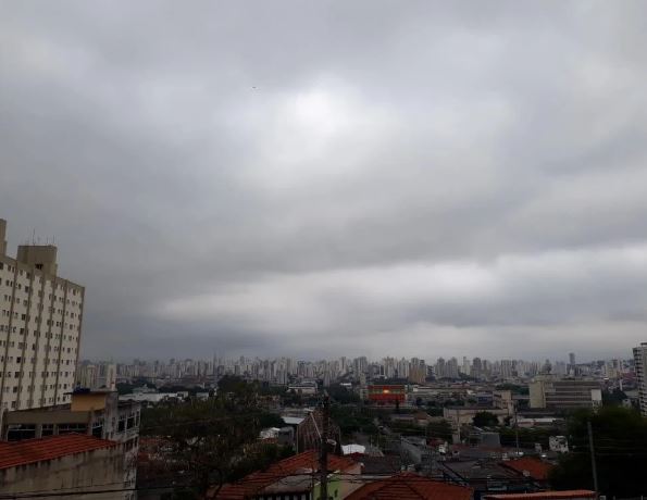 Frente fria avança para o Sudeste e baixas temperaturas permanecem em SP