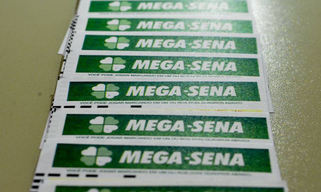 Mega-Sena acumula e prêmio chega a  R$ 125 milhões 