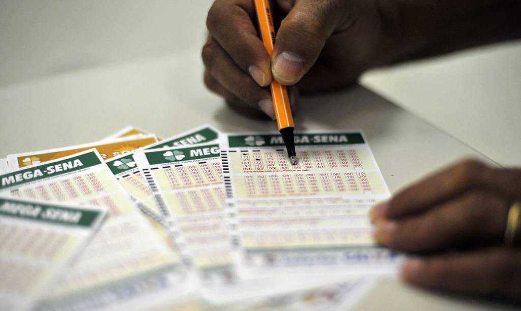 Mega-Sena pode pagar R$ 150 milhões, hoje 