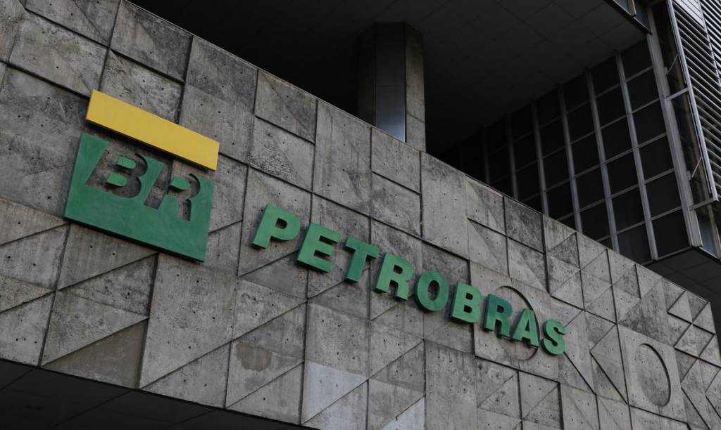 Petrobras tem queda de 24,6% no lucro líquido 