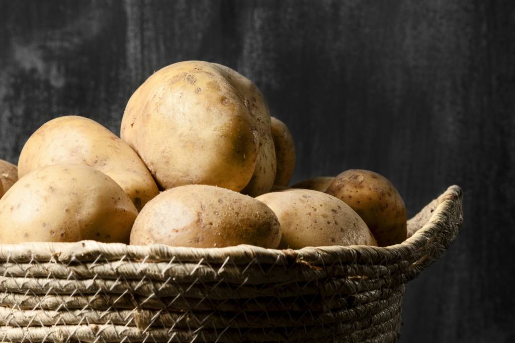 Menor demanda pressiona cotações das batatas em SP; geada pode impactar oferta
