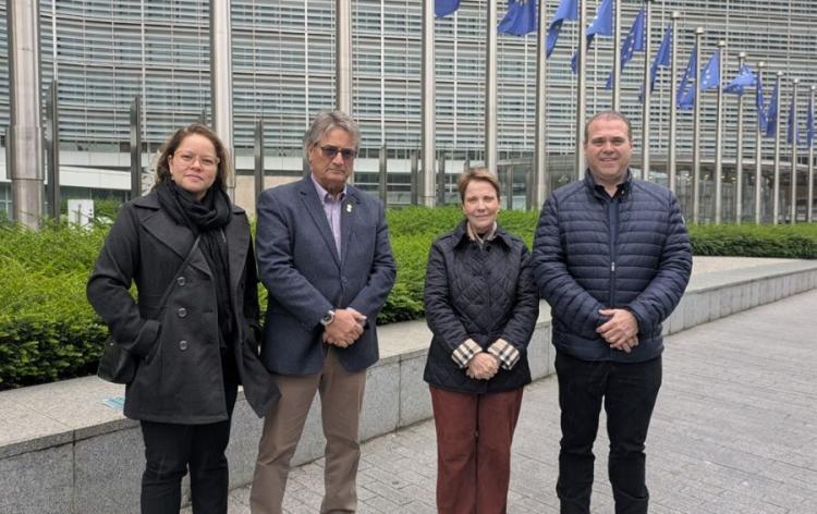 Brasil reage: CNA pede à União Europeia investigação contra boicote francês à carne do Mercosul