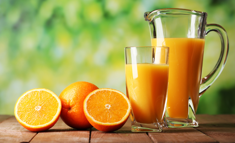 Tarifaço de Trump desestabiliza mercado de suco de laranja, afeta setores cafeeiro e pecuário de corte e ameaça exportações de frutas