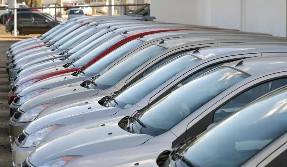 Fitch: mercado doméstico de automóveis da China permanecerá resiliente apesar das tarifas