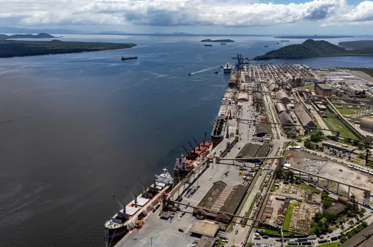 Três terminais do Porto de Paranaguá recebem de 5 a 6 propostas para leilão na 4ª-feira
