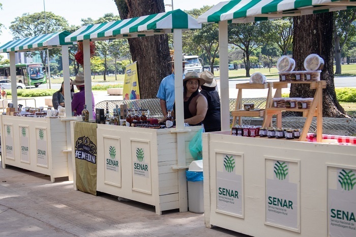 Sabores da tradição: produtores artesanais marcam presença na semana do trabalho