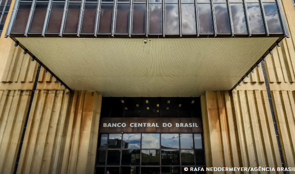 Contas públicas têm superávit de R$ 3,6 bilhões em março