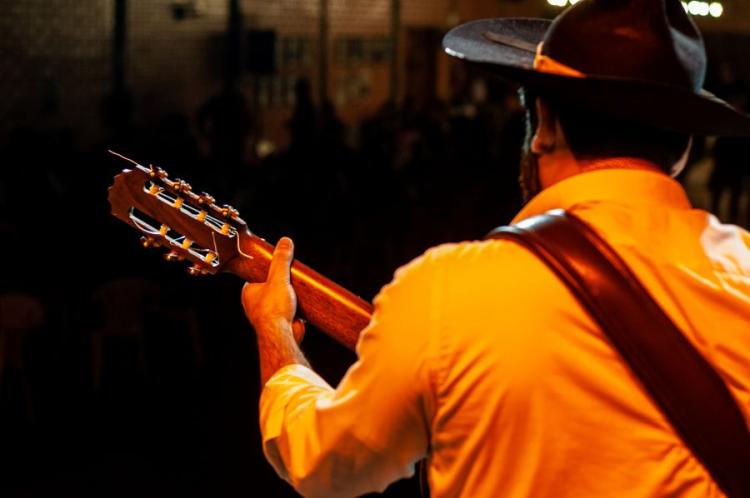 Aprenda viola caipira de graça: Senar/MS abre inscrições para curso presencial