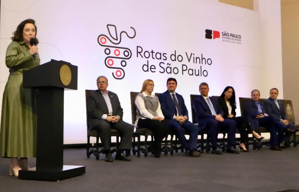 Governo de SP lança projeto inédito para explorar o potencial da produção de vinho no estado