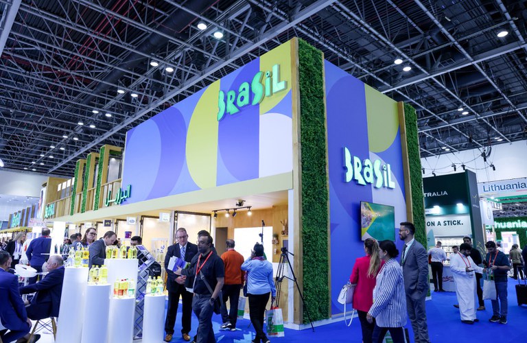 Carne halal brasileira é destaque em pavilhão do Brasil na Gulfood 2024