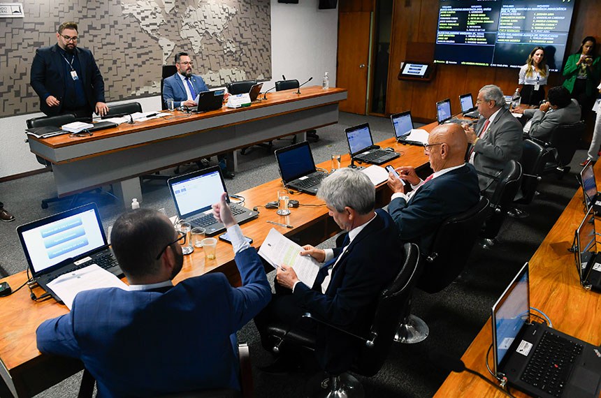 CMN acata proposta do senador Orth e aprova medidas de socorro aos produtores rurais gaúchos