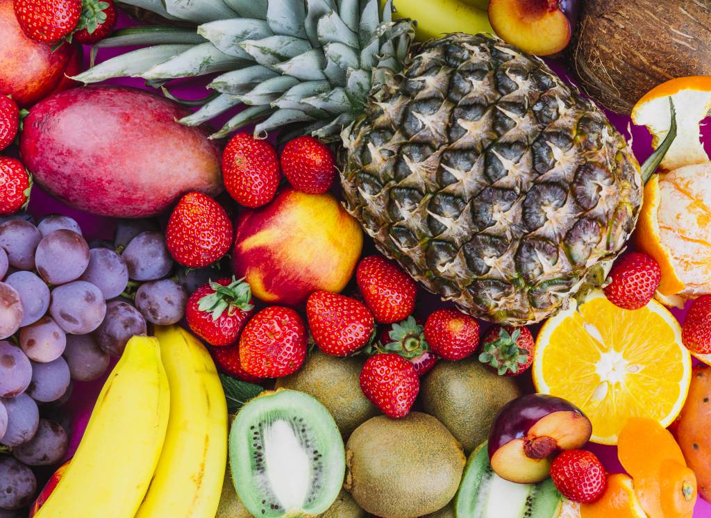 Emater-MG orienta sobre manejo e produtividade da fruticultura durante a safra de verão