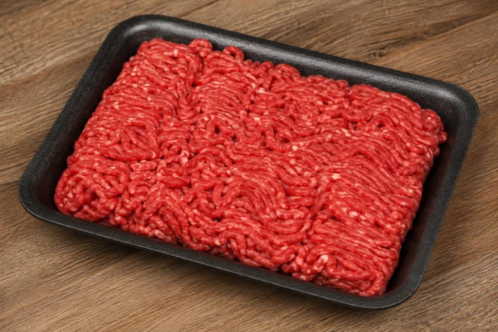 Trump assina proclamação para ampliar temporariamente importação de carne bovina magra
