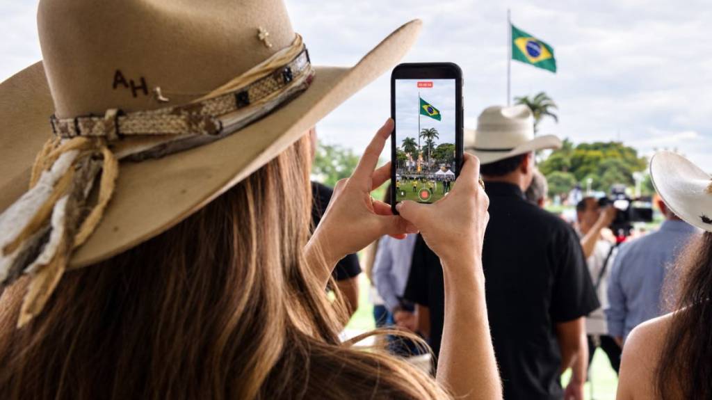 Com exposições simultâneas, Parque Fernando Costa recebe mais de 2 mil animais até domingo (18)
