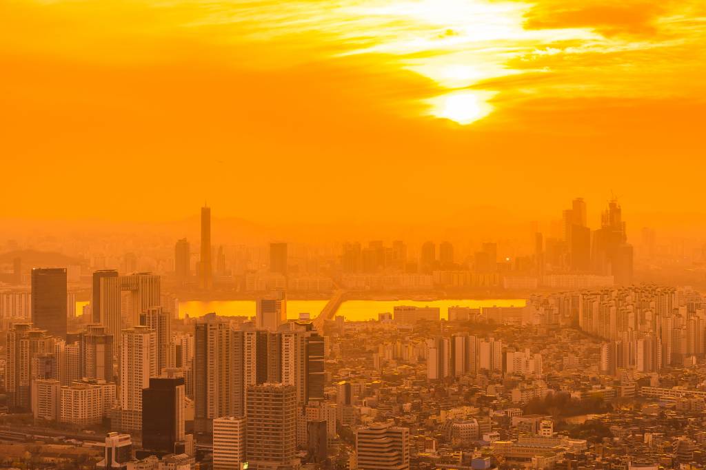 Sexta-feira começa com amanhecer gelado e tempo firme em áreas do Sul e Sudeste 