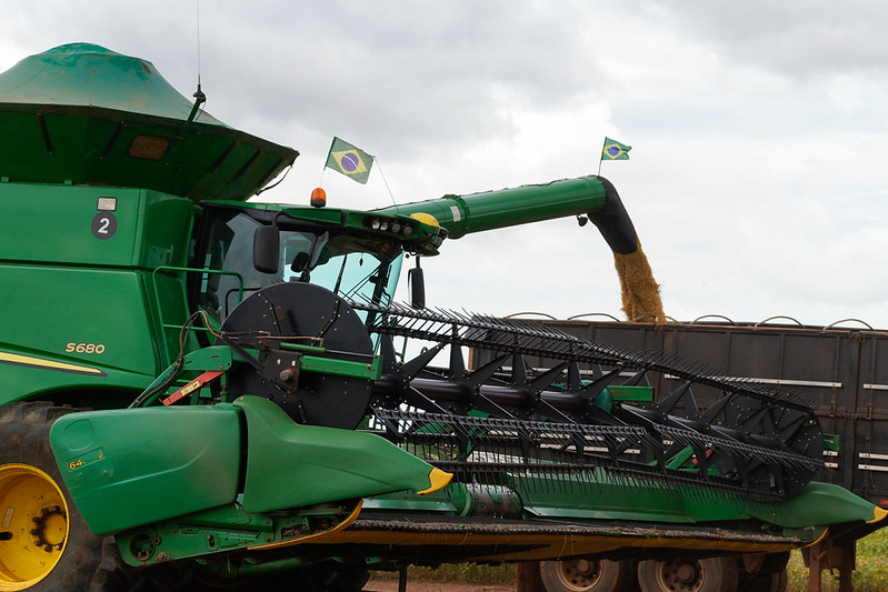 Custo do frete sobe 1,5% a cada 5% de alta no diesel, para o produtor rural em MT, aponta Imea