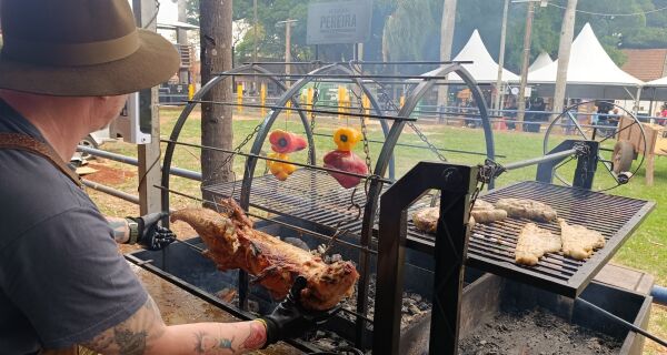 Festival Internacional da Carne reúne música, gastronomia, palestras e experiências para o público de MS