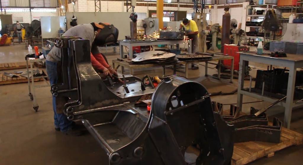 Produção industrial sobe 1,4% no 1º trimestre de 2026 ante 4º trimestre de 2025, mostra IBGE