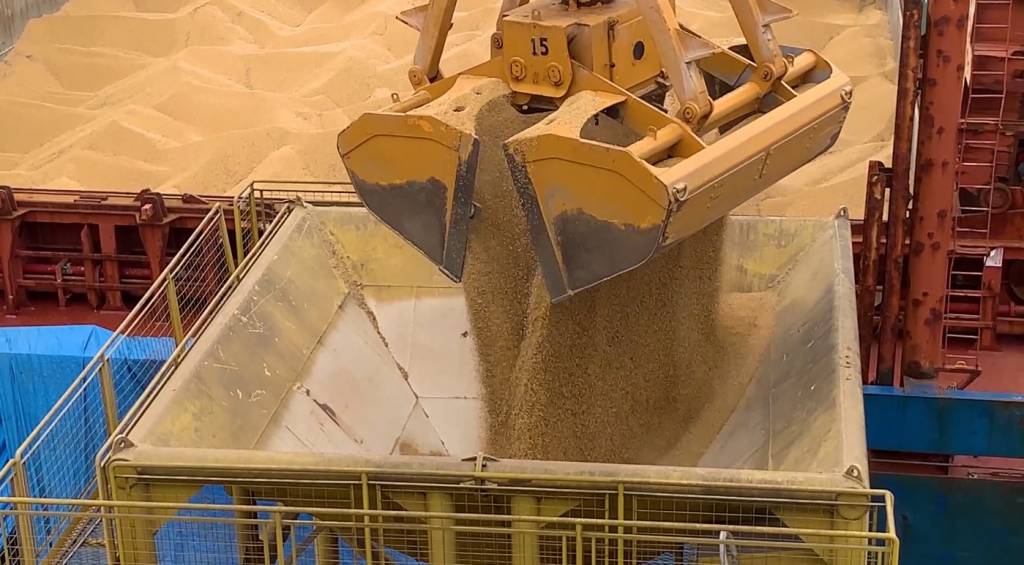 Recorde de exportações sustenta receita da soja