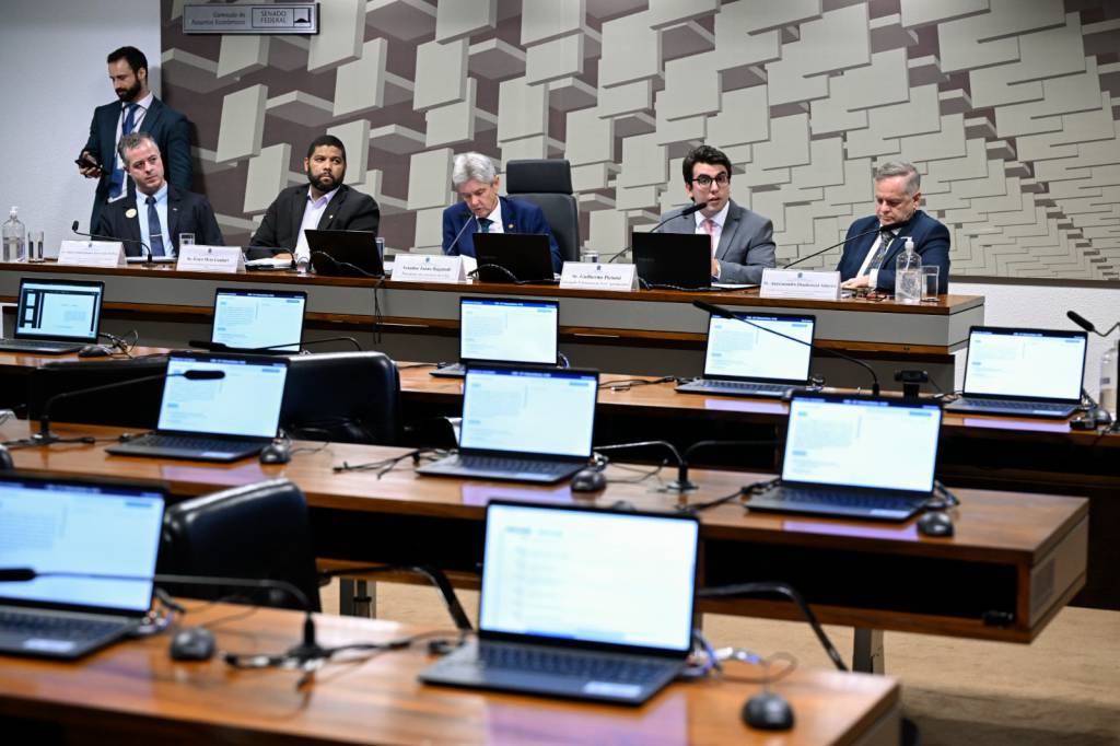 Projeto que aperfeiçoa cobrança do ITR é debatido em audiência pública no Senado