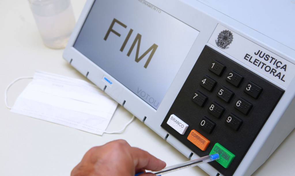 Prazo para justificar ausência no segundo turno das eleições termina nesta quinta-feira (28)